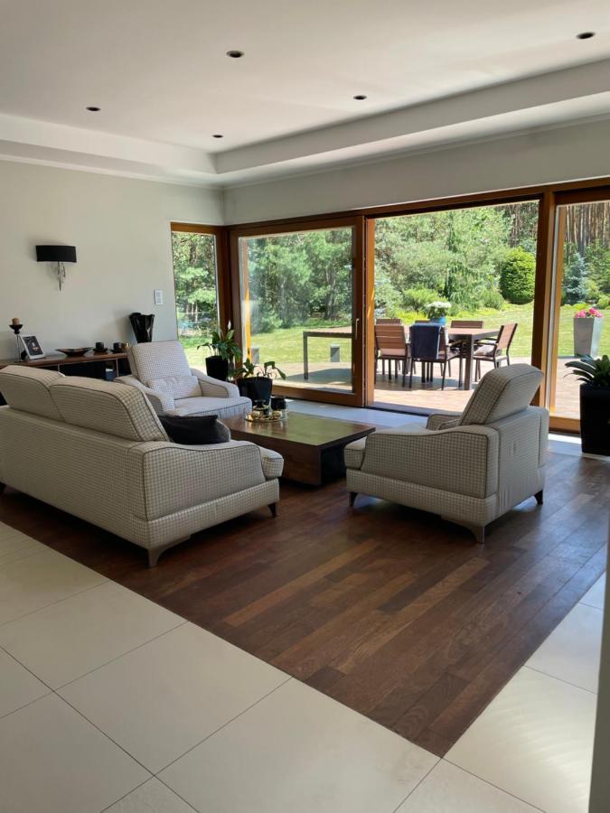 Willa Przy Lesie Wronki  Ngoại thất bức ảnh